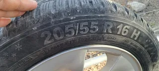 Llantas  con neumáticos 205 55 16 como nuevas