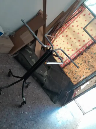 Perchero Burro 4 Brazos Metàlico