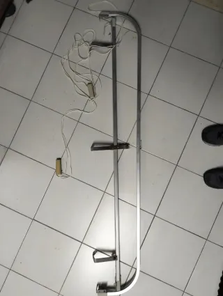 Doppio binario curvo in alluminio per tenda.