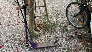 Bicicleta infantil rosa y negra