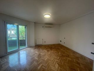 Casa pareada en alquiler en Piovera - Conde Orgaz en Madrid