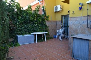 Casa adosada en alquiler en Zona Sohail en Fuengirola