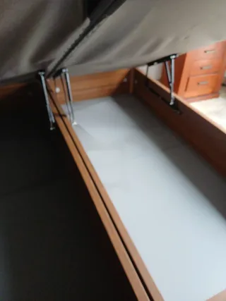 Canapé abatible madera y tela