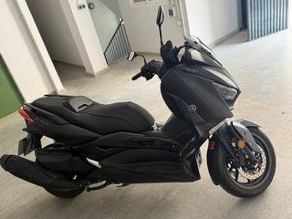 Yamaha Xmax 400 Tech Max