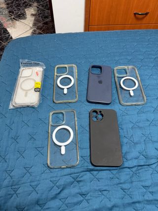 Asta di 6 cover iPhone 15 Pro Max MagSafe