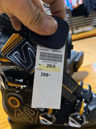 Salomon X PRO 120 All Mountain Ski Boots. 26 mm.