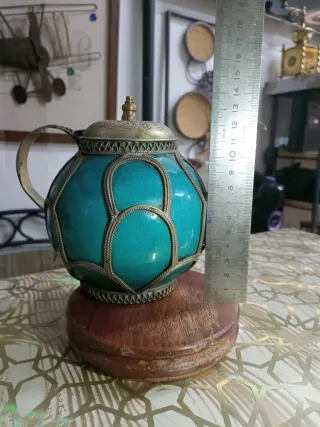 Tetera antigua turquesa y metal