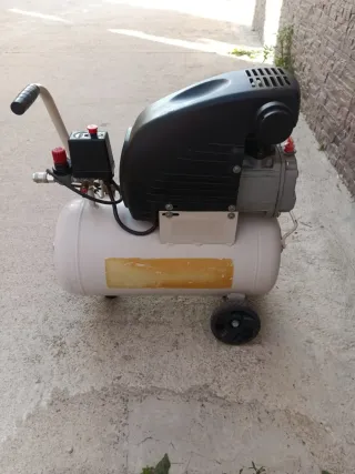Compresor de aire blanco 2Hp