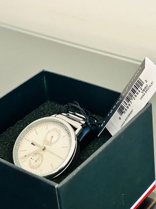Reloj Tommy Hilfiger Carly 1781917 Nuevo con pila