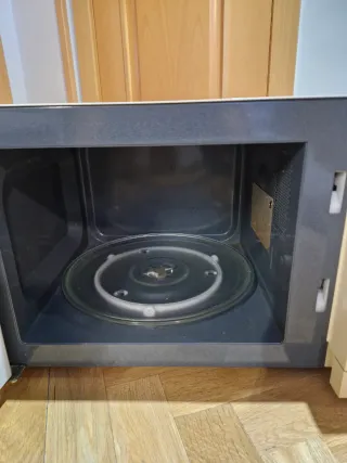 Microondas Sanyo 800W GRILL