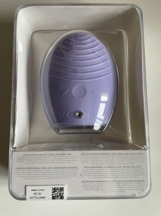 FOREO LUNA 4 Cepillo Limpiador Facial Púrpura