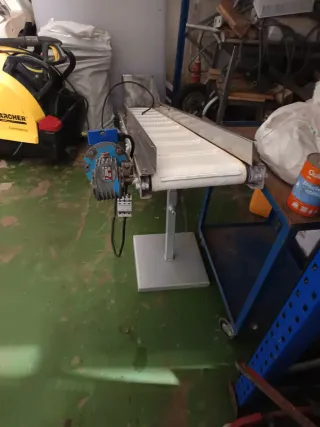 Cinta transportadora elevadora