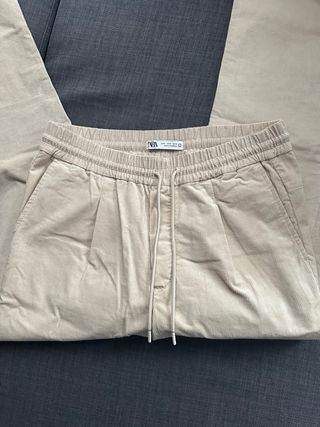 Pantalón pana Zara beige