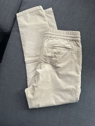 Pantalón pana Zara beige