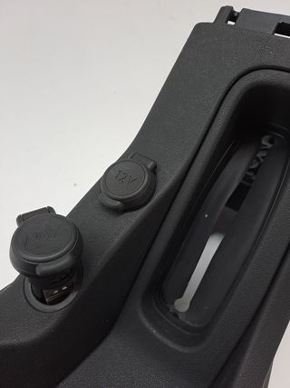 CONSOLA CENTRAL CITROEN C3 (10)