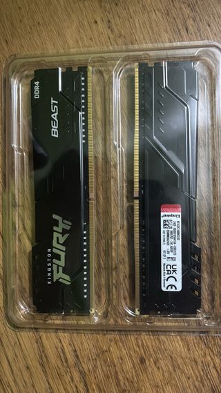 Memoria RAM DDR4 Kingston FURY Beast
