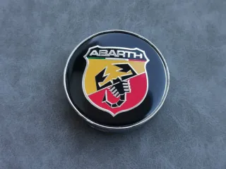 Abarth 4 Tapabujes 60mm Centro de Ruedas Llantas