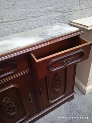 Taquillones de madera diferentes colores y estilos