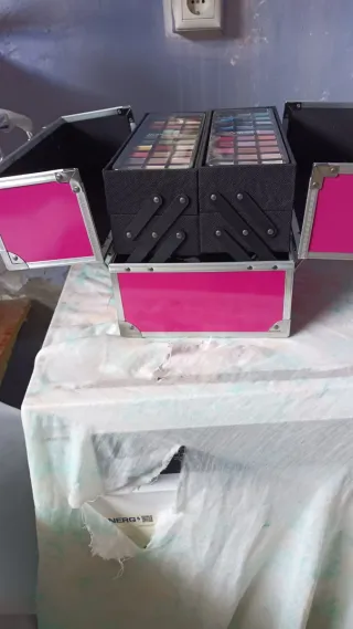 Maletín de maquillaje profesional