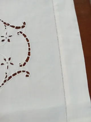 Asciugamano Lino Ricamato a Mano 130x76 cm