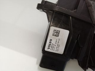 CERRADURA PUERTA TRASERA DERECHA VOLVO XC 40 (2)