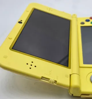 New Nintendo 3DS XL Ips Screen Giallo Pikachu 64gb