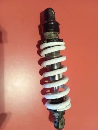 Amortiguador 28 Negro y Blanco. Para pitbike.