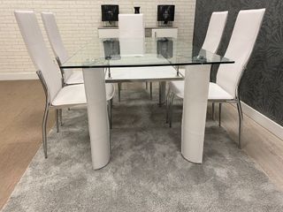 Juego Comedor Mesa Cristal y Sillas Blancas