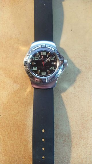Reloj Vostok Amphibia Negro y Plateado