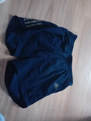 Pantalón corto Adidas azul