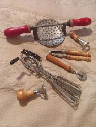 Set attrezzi cucina vintage