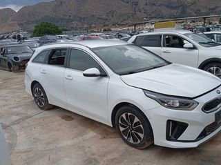 Carcasa del retrovisor derecho kia ceed gt 451344