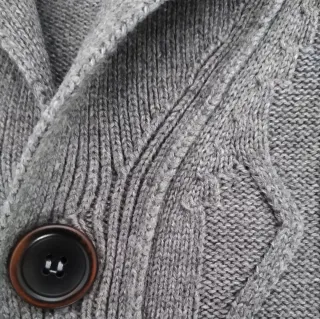 Talla 5 (XL) GENFINS. Cardigan Gris. Gran calidad