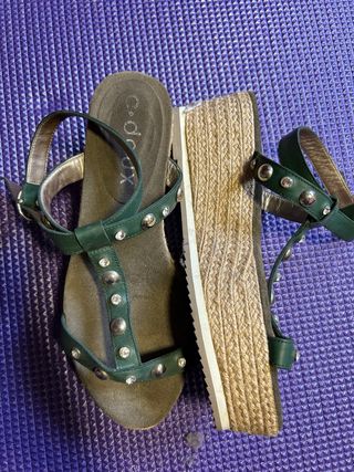 Sandalias C.dux verdes y plateadas