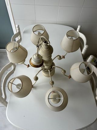 Lámpara de techo 6 luces crema y dorado