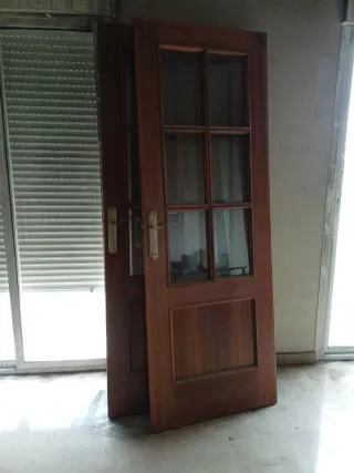 Puertas de madera con cristal