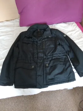 Chaqueta de invierno negra