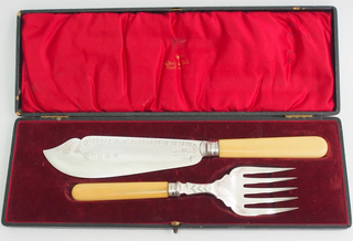 Posate Antiche Vittoriane per Pesce