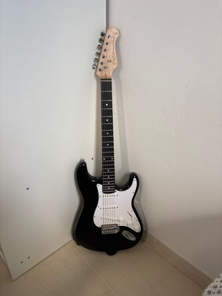 Guitarra Eléctrica Harley Benton Negra