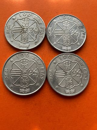 Lote de monedas 100 ptas F. Franco , plata.