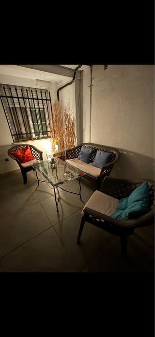 Conjunto de jardín: mesa y sillones