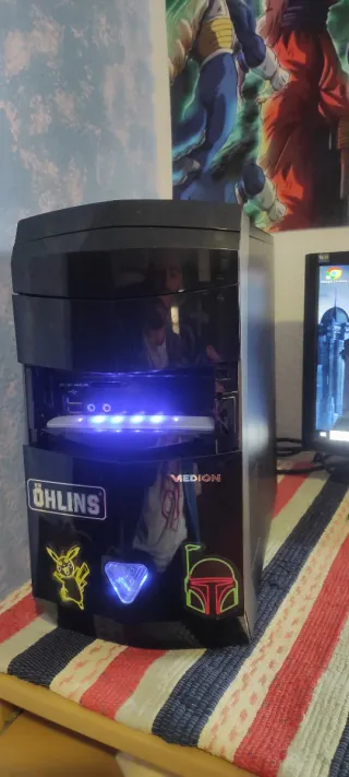 Torre PC Medion Negra