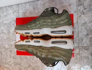 Nike Air Max 95 Verde Talla 42.5 casi NUEVAS