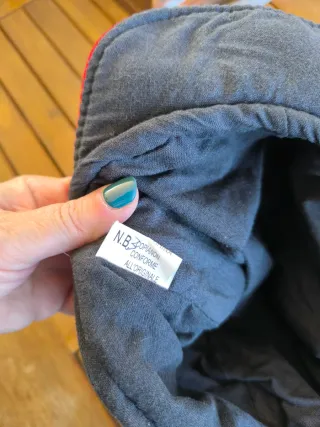 Cappello Milan con Corna Rosse e Nere