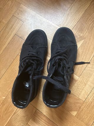 Zapatillas Vans altas negras tela T43