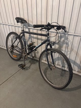 Bicicleta de Montaña BH técnica