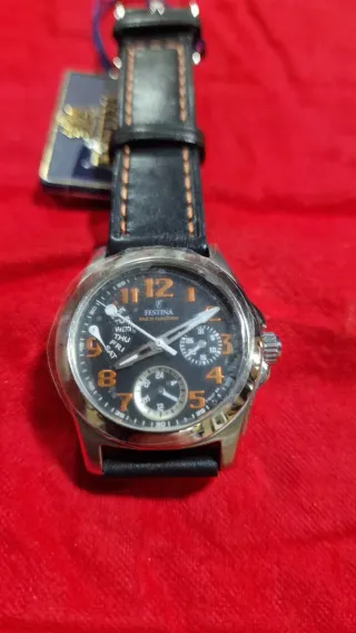Reloj Festina Negro y Plateado Unisex
