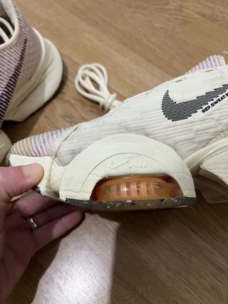 Zapatillas Nike Beige y Rosa