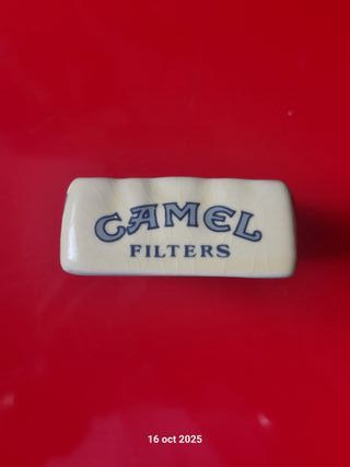 Cenicero Cerámica Camel Filters