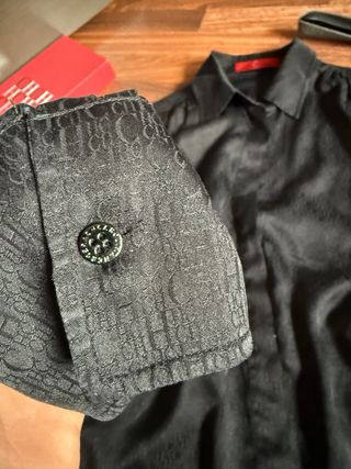 Camisa Carolina Herrera Negra